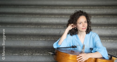 Von London in die Goldene Stadt